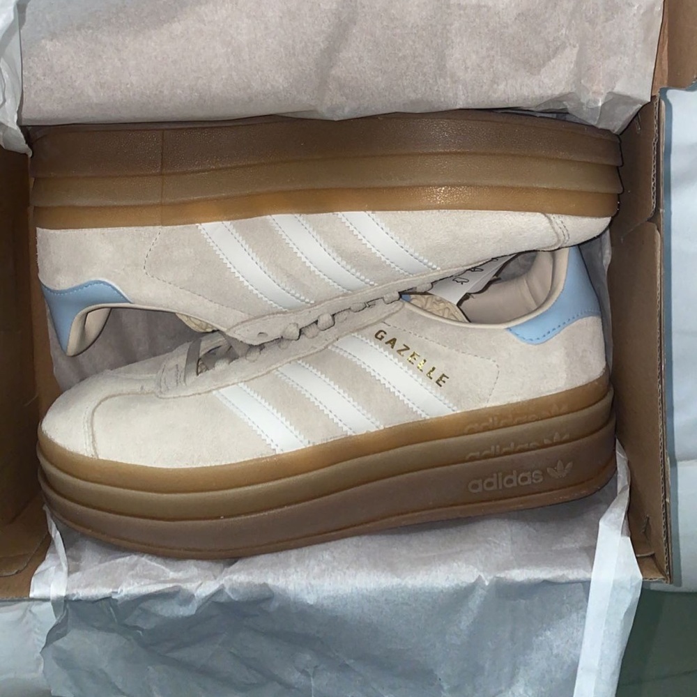 Brand new Adidas original gazelle bold